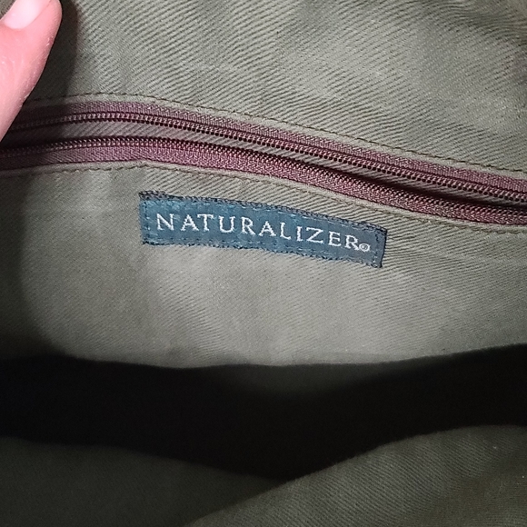 Naturalizer domed satchel 10x10 - Picture 11 of 11